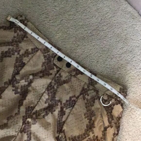 ASOS Pants Women’s Snakeskin Cargo Wide Leg Pockets High Rise Size 12 - Picture 11 of 14